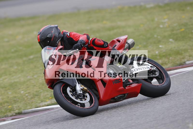 /09 19.04.2026  Caremotion get faster ADR/Gruppe rot/37